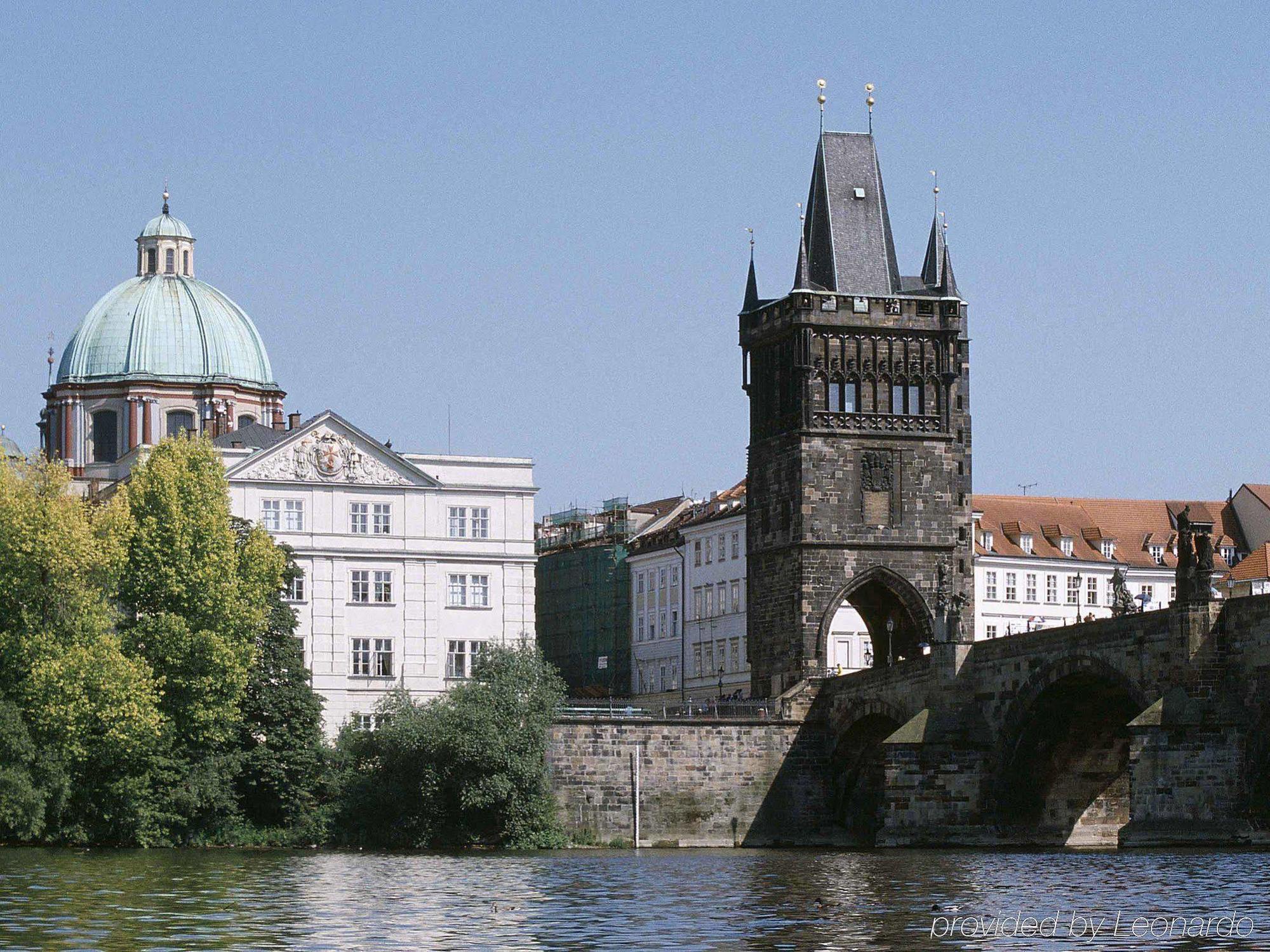 Ibis Praha Mala Strana Hotel Exterior photo