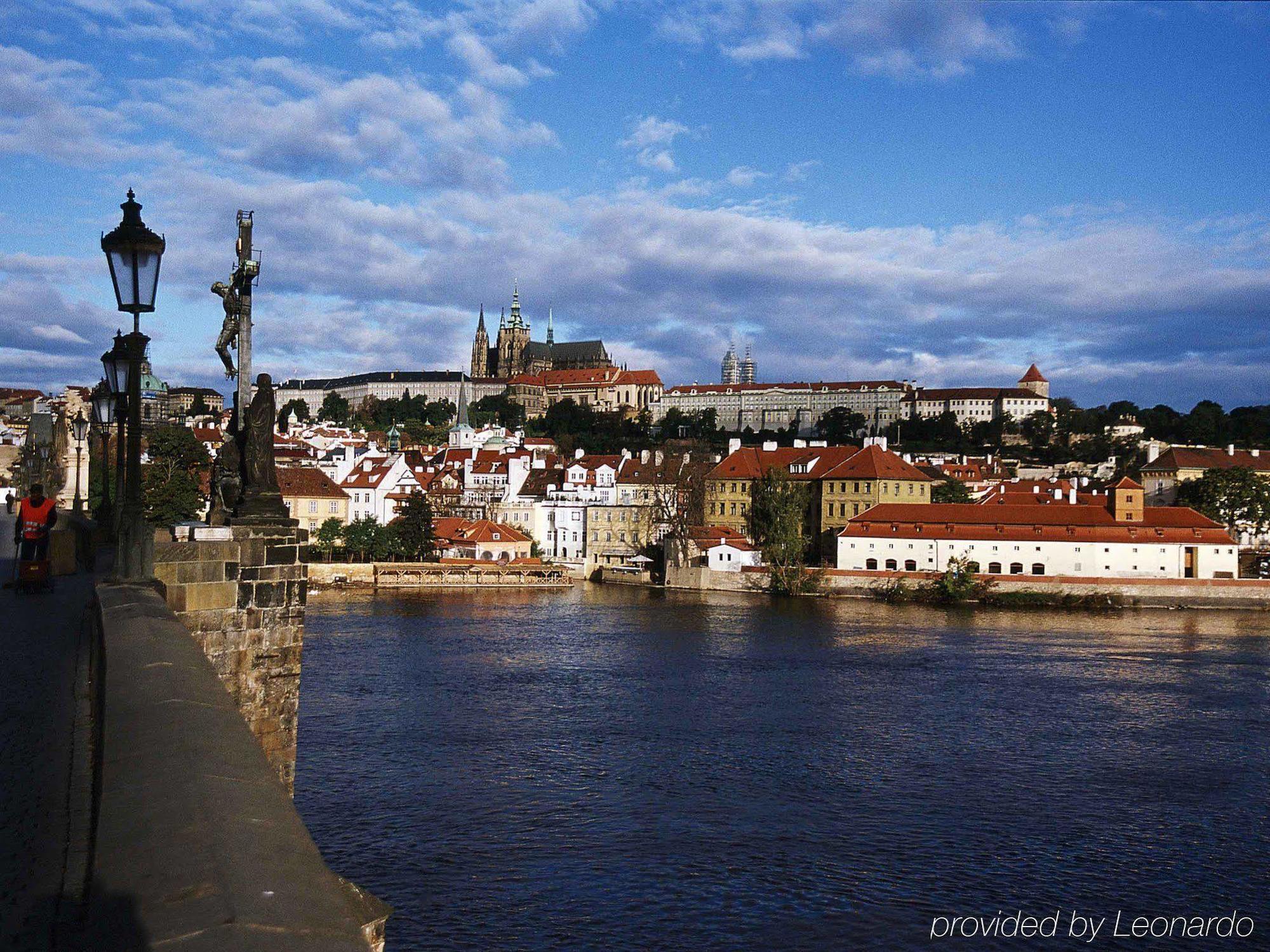 Ibis Praha Mala Strana Hotel Exterior photo